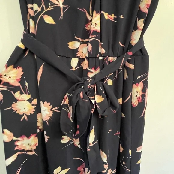 STUDIO B By BoBeau Navy Floral Sleeveless Jumper With Belt Size Medium - Picture 3 of 10